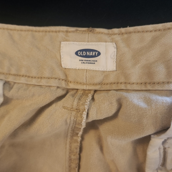 Old Navy khaki pants women's plus - Picture 4 of 5